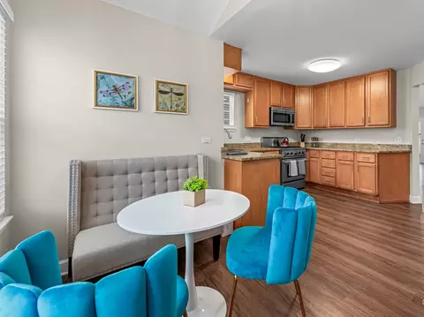 Dining - 819 Adderly Ln, Gurnee, IL 60031 photo 1 of 2