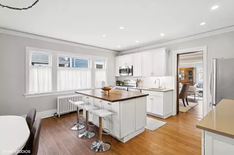 Kitchen - 429 Lee St, Evanston, IL 60202 photo 1 of 3