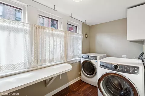 Other - 429 Lee St, Evanston, IL 60202 photo 3 of 7