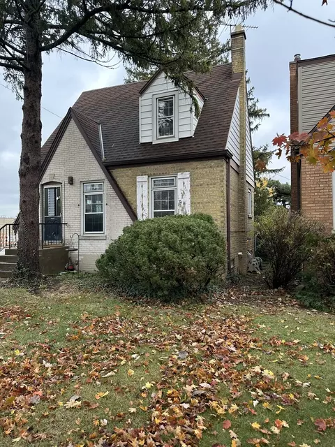 5657 N Ozanam Ave, Chicago, IL 60631