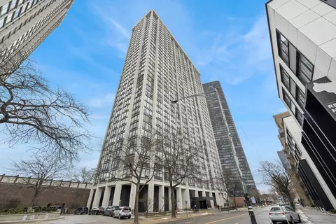 5445 N Sheridan Rd #3502, Chicago, IL 60640