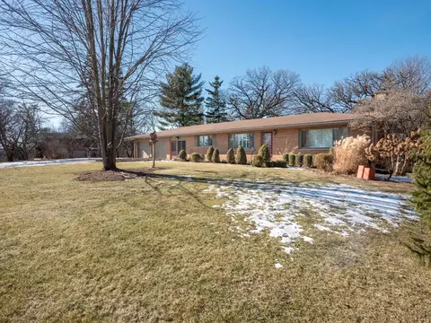 3 N514 Lincoln Dr, Saint Charles, IL 60175
