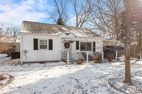 1405 Prairieview Dr, Rantoul, IL 61866