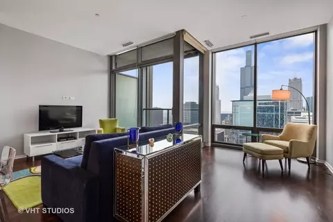 Living - 65 E Monroe St #4510, Chicago, IL 60603 photo 1 of 4