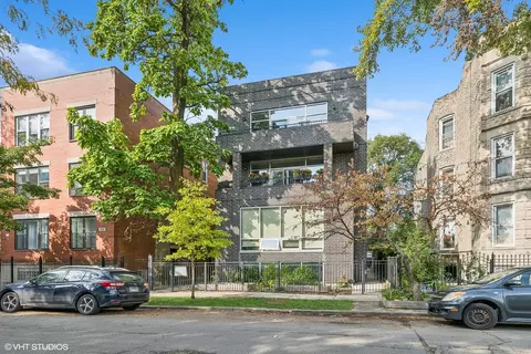 1640 N Rockwell St #2A, Chicago, IL 60647