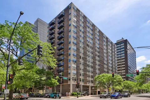 3033 N Sheridan Rd #1511, Chicago, IL 60657