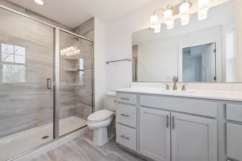 Bath - 122 E Main St #2-2, Cary, IL 60013 photo 1 of 3