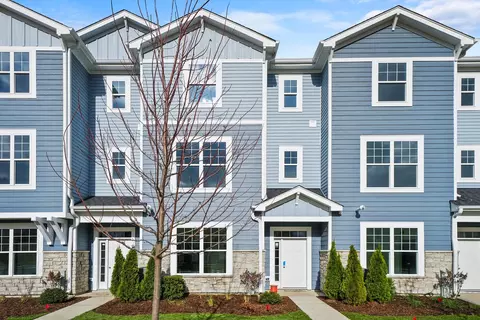 Exterior - 122 E Main St #2-2, Cary, IL 60013 photo 3 of 5