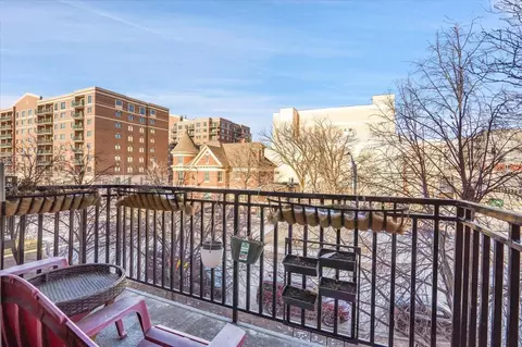 815 Pearson St #10, Des Plaines, IL 60016 photo 16