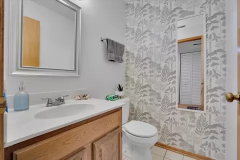 815 Pearson St #10, Des Plaines, IL 60016 photo 27