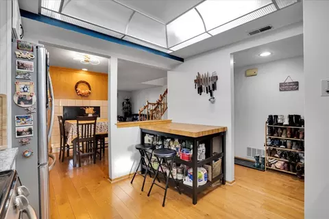815 Pearson St #10, Des Plaines, IL 60016 photo 7