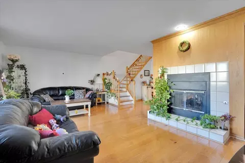 815 Pearson St #10, Des Plaines, IL 60016 photo 13