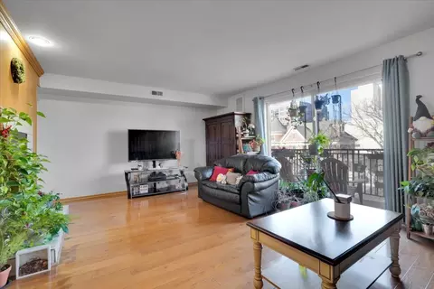815 Pearson St #10, Des Plaines, IL 60016 photo 15