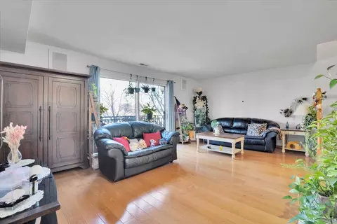 815 Pearson St #10, Des Plaines, IL 60016 photo 14