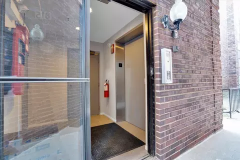 815 Pearson St #10, Des Plaines, IL 60016 photo 29