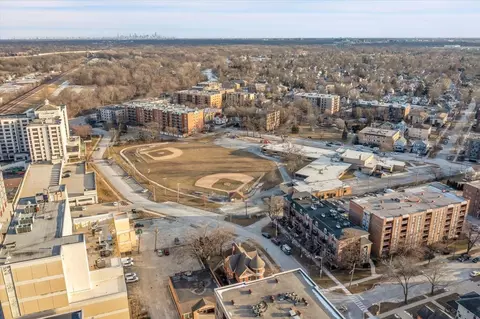 815 Pearson St #10, Des Plaines, IL 60016 photo 37
