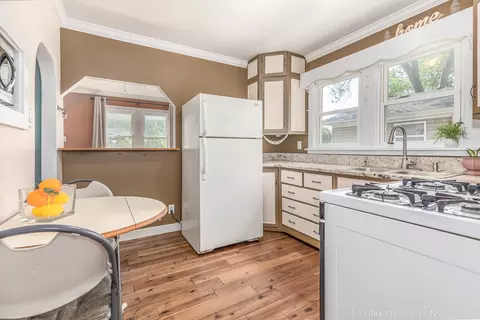 1167 S State St, Aurora, IL 60505 photo 16