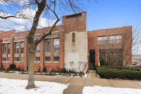 1130 W Cornelia Ave #A, Chicago, IL 60657