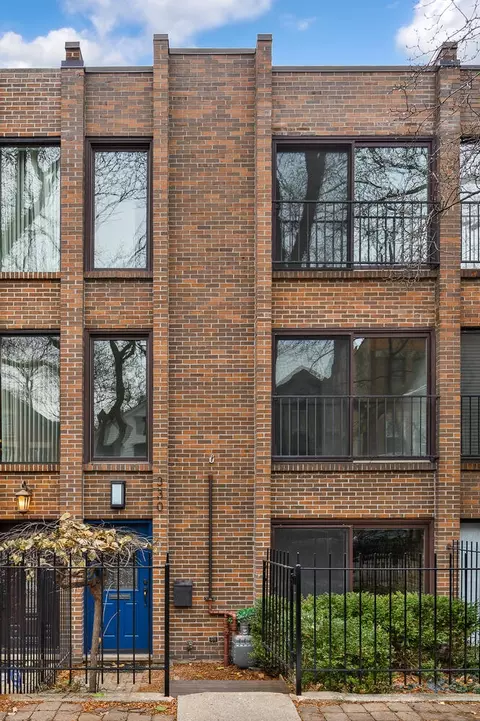 330 W Concord Pl, Chicago, IL 60614