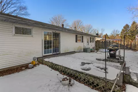 104 Maple St, Sidney, IL 61877 photo 34