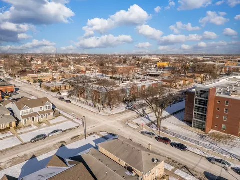 View/Area - 7513 W 63rd Pl, Summit, IL 60501 photo 3 of 5