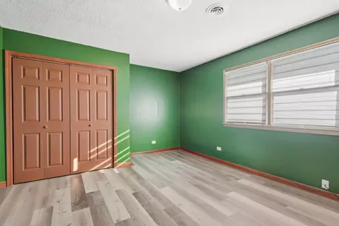 Bedroom - 500 E North St, Itasca, IL 60143 photo 1 of 3