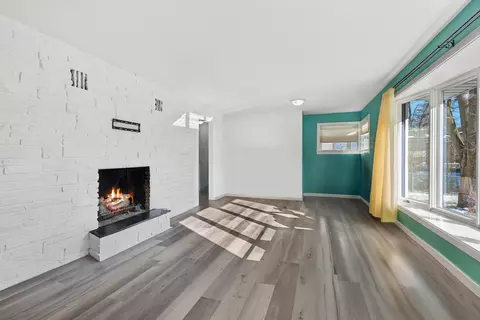 Living - 500 E North St, Itasca, IL 60143 photo 1 of 2