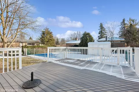 Exterior - 500 E North St, Itasca, IL 60143 photo 2 of 4