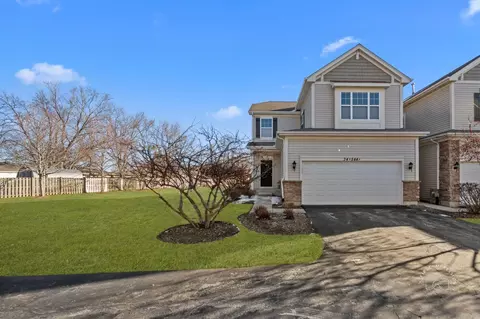 34 W544 Roosevelt Ave #A, Saint Charles, IL 60174