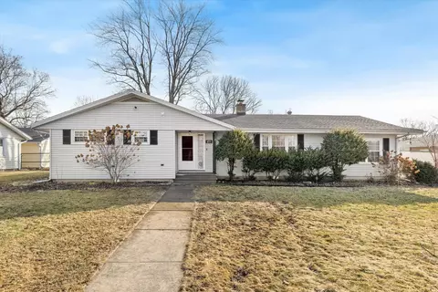 211 Taylor St, Dwight, IL 60420