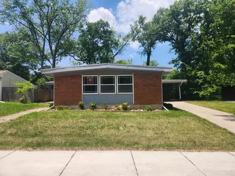 336 Oakwood St, Park Forest, IL 60466