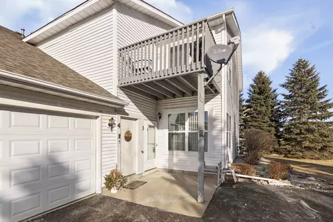 10149 Monarch Rd #3, Roscoe, IL 61073