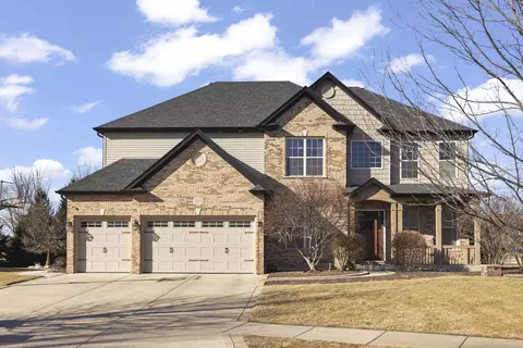 501 Simsbury Ct, Oswego, IL 60543