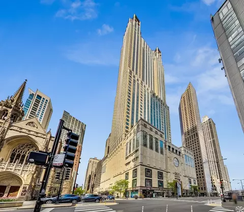 132 E Delaware Pl #4805, Chicago, IL 60611