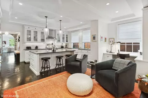 Kitchen - 73 Elm St #4A, Chicago, IL 60611 photo 4 of 4