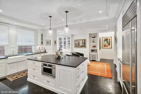 Kitchen - 73 Elm St #4A, Chicago, IL 60611 photo 1 of 4