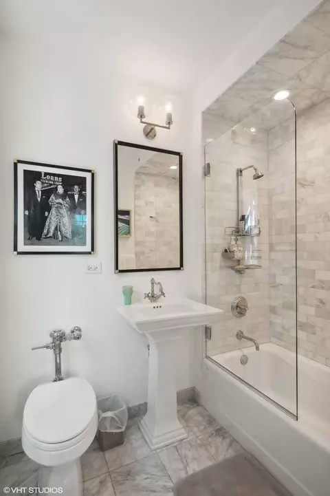 Bath - 73 Elm St #4A, Chicago, IL 60611 photo 3 of 3