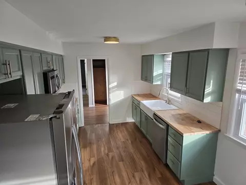 Kitchen - 204 W Lincoln St, Normal, IL 61761 photo 2 of 4