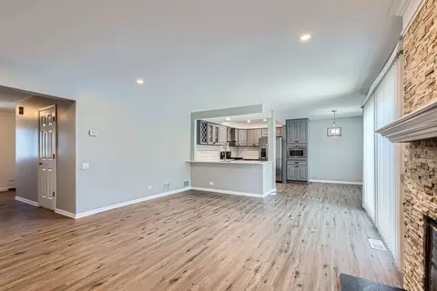1406 W Sapphire Dr, Hoffman Estates, IL 60192 photo 19