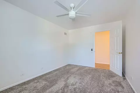 1406 W Sapphire Dr, Hoffman Estates, IL 60192 photo 27