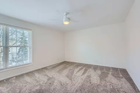 1406 W Sapphire Dr, Hoffman Estates, IL 60192 photo 21