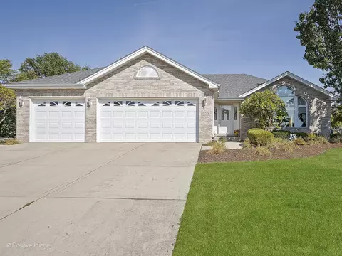13026 Hedge Apple Dr, Homer Glen, IL 60491
