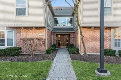 1749 Eastwood Ct #1, Schaumburg, IL 60195