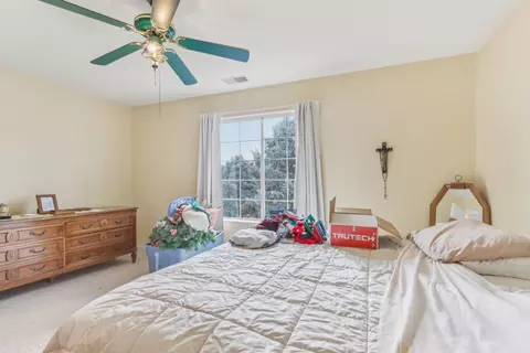 375 Cascade Ln, Oswego, IL 60543 photo 12