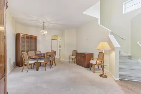 375 Cascade Ln, Oswego, IL 60543 photo 3