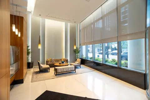 Living - 100 E 14th St #1804, Chicago, IL 60605 photo 5 of 5
