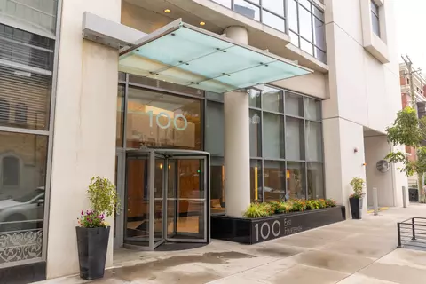 100 E 14th St #1804, Chicago, IL 60605