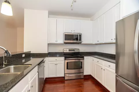 Kitchen - 100 E 14th St #1804, Chicago, IL 60605 photo 1 of 2