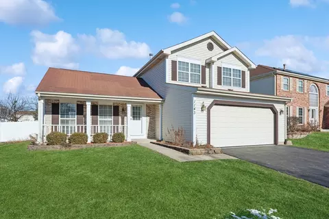 1143 Hill Crest Dr, Carol Stream, IL 60188