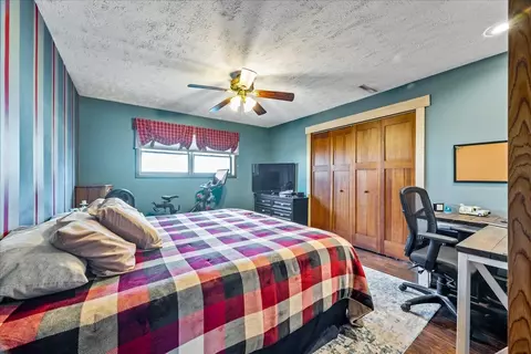 Bedroom - 102 Cheltenham Dr, Normal, IL 61761 photo 3 of 4